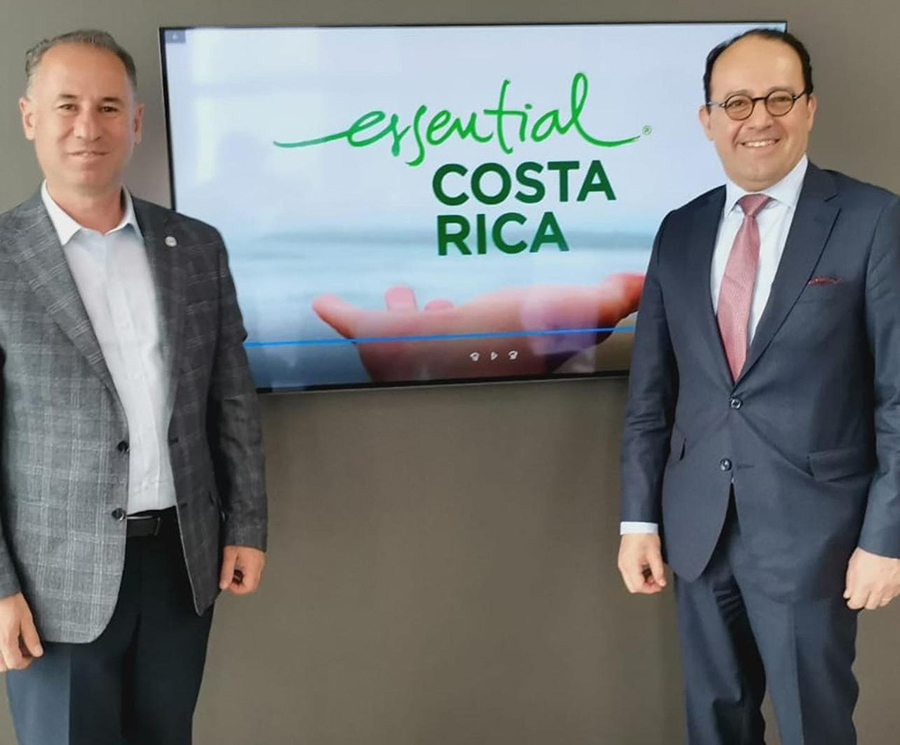 Costa Rica Büyükelçisi Sayın Gustavo Campos - Fallas’a nazik ziyaretlerinden dolayı teşekkür ederim.